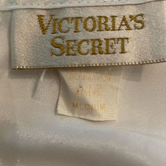 Victoria's Secret Vintage White Lace Teddy Bodysuit Womens Size Medium Lace USA - Picture 2 of 15